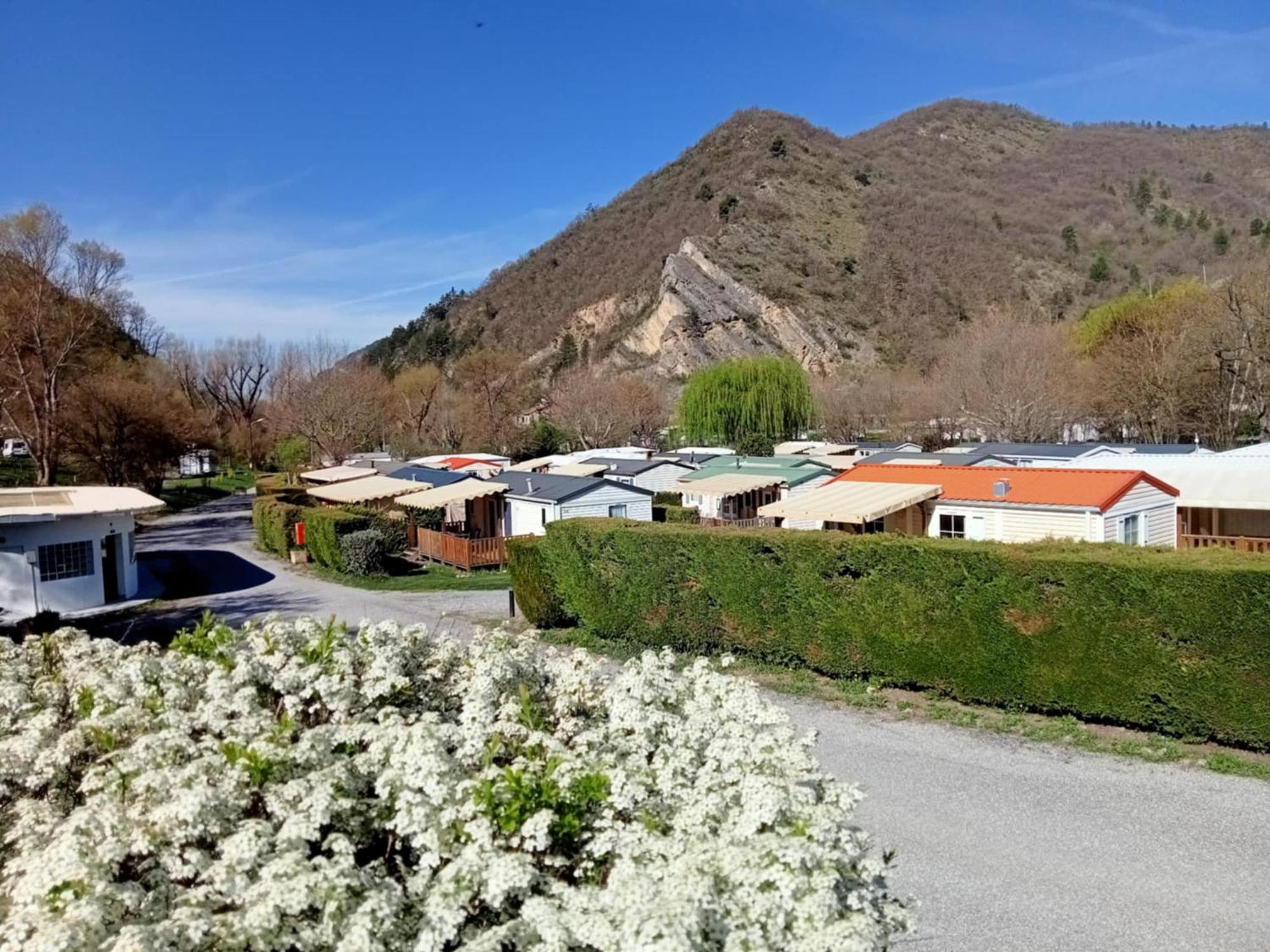 Camping Du Bourg Digne-les-Bains Exteriör bild